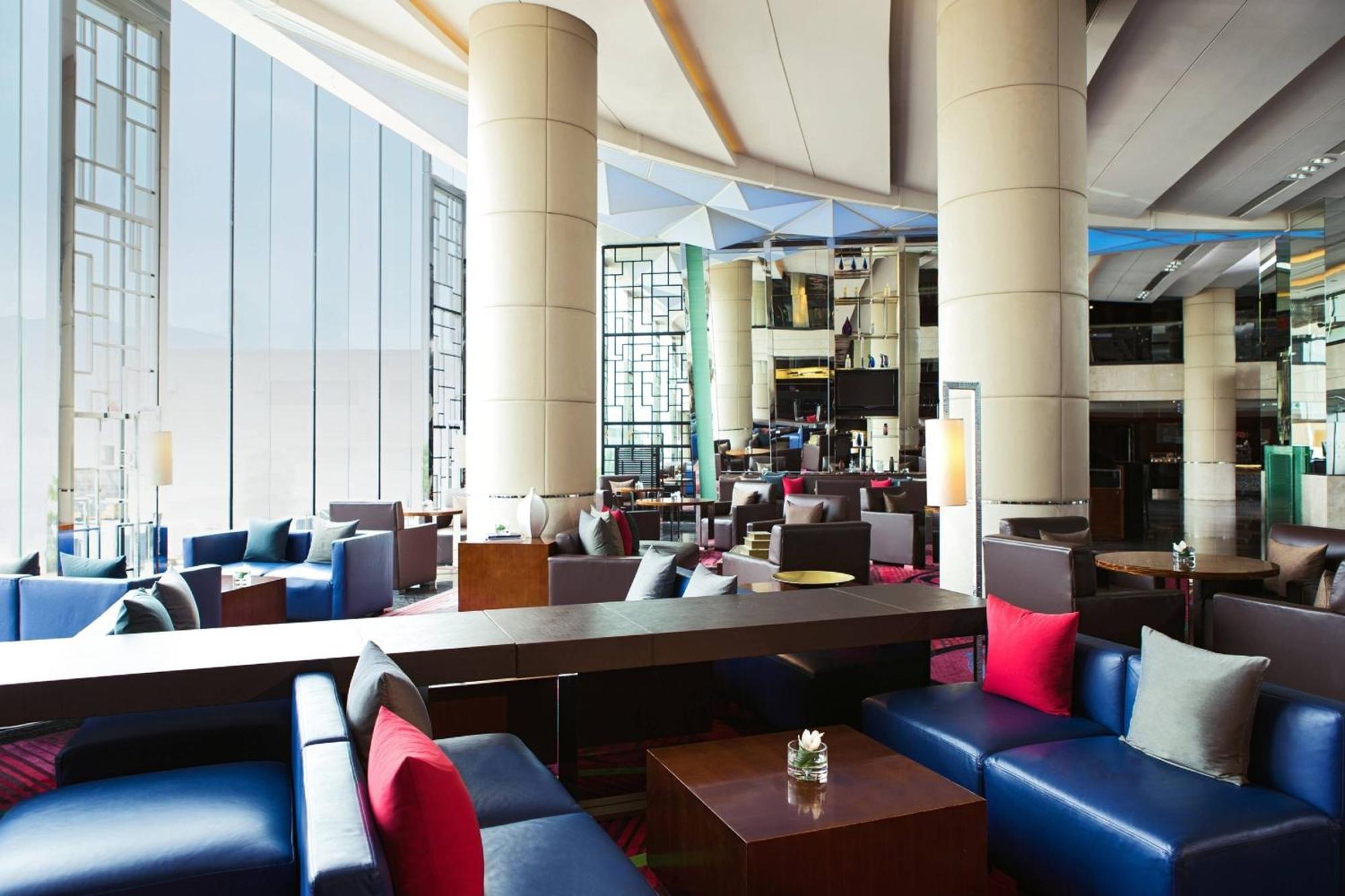 فندق هونغ كونغ سكاي سيتي ماريوت المظهر الخارجي الصورة The lobby